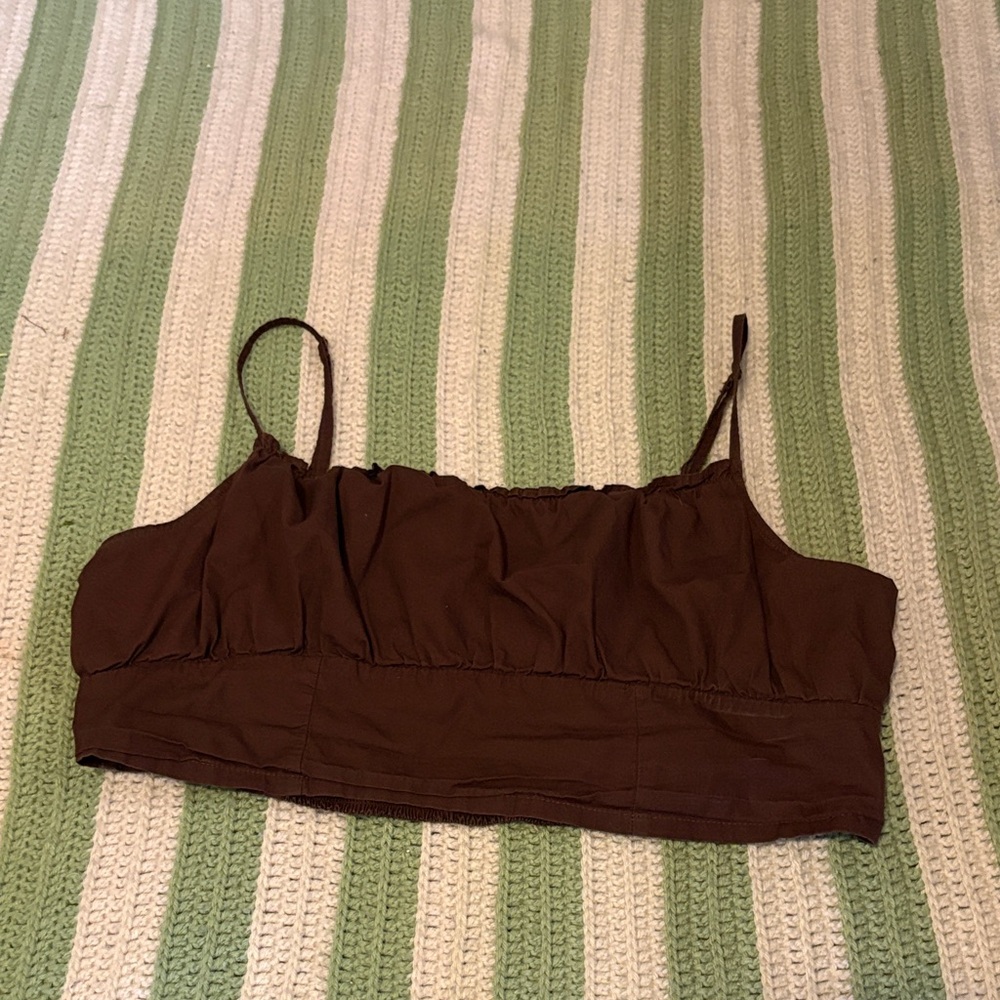 SELLING - TANK CROPTOP